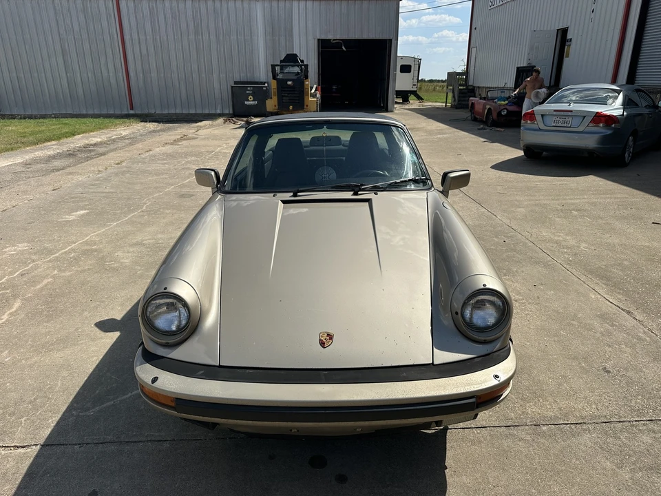 1985 Porsche 911 Carrera 3.2 - Image 6 of 17