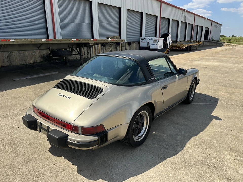 1985 Porsche 911 Carrera 3.2 - Image 5 of 17