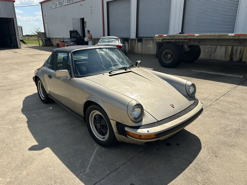 1985 Porsche 911 Carrera 3.2 - Image 7 of 17