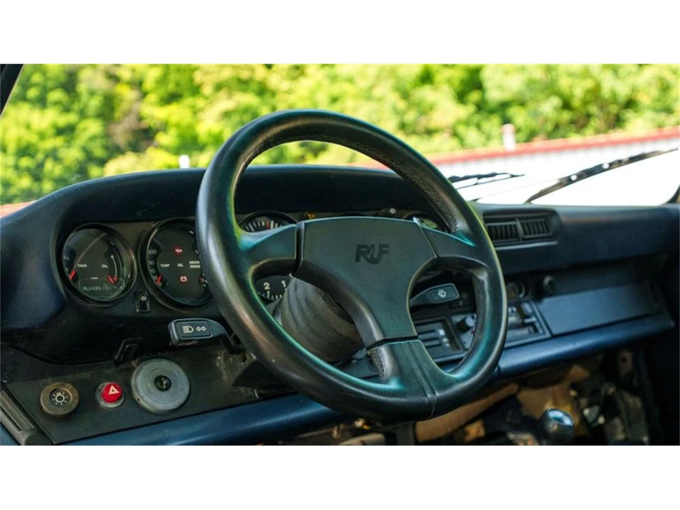 1985 Porsche 911 Carrera 3.2 - Image 25 of 31