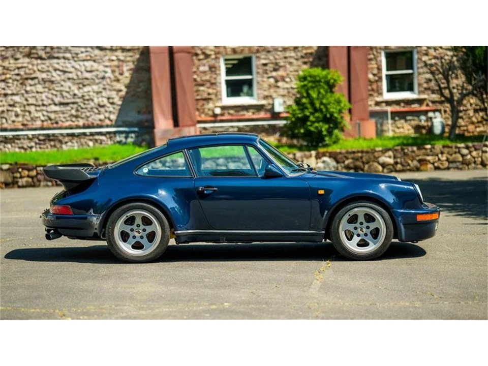 1985 Porsche 911 Carrera 3.2 - Image 3 of 31