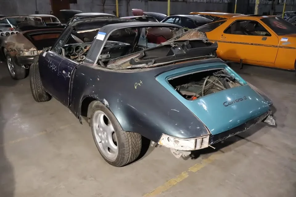 1985 Porsche 911 Carrera 3.2 - Image 2 of 3