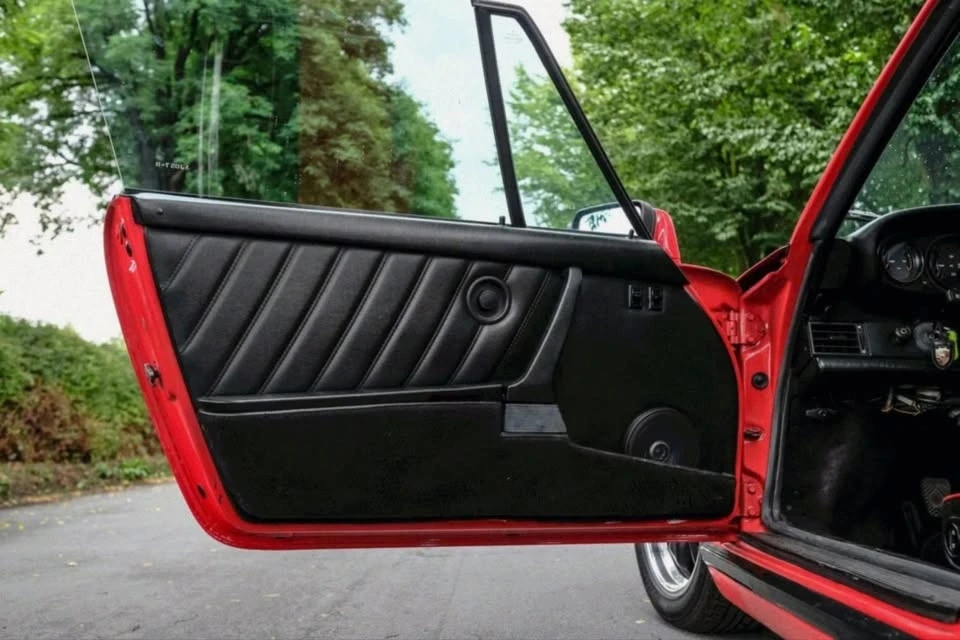 1985 Porsche 911 Carrera 3.2 - Image 8 of 9