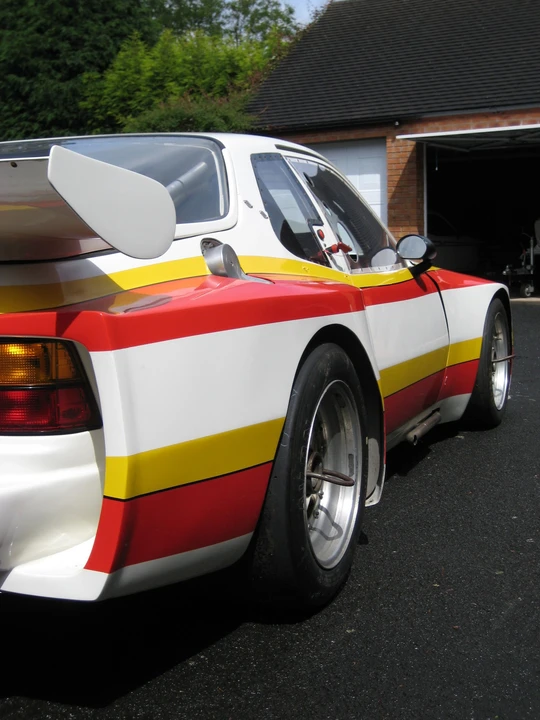 1985 Porsche 924 - Image 2 of 10