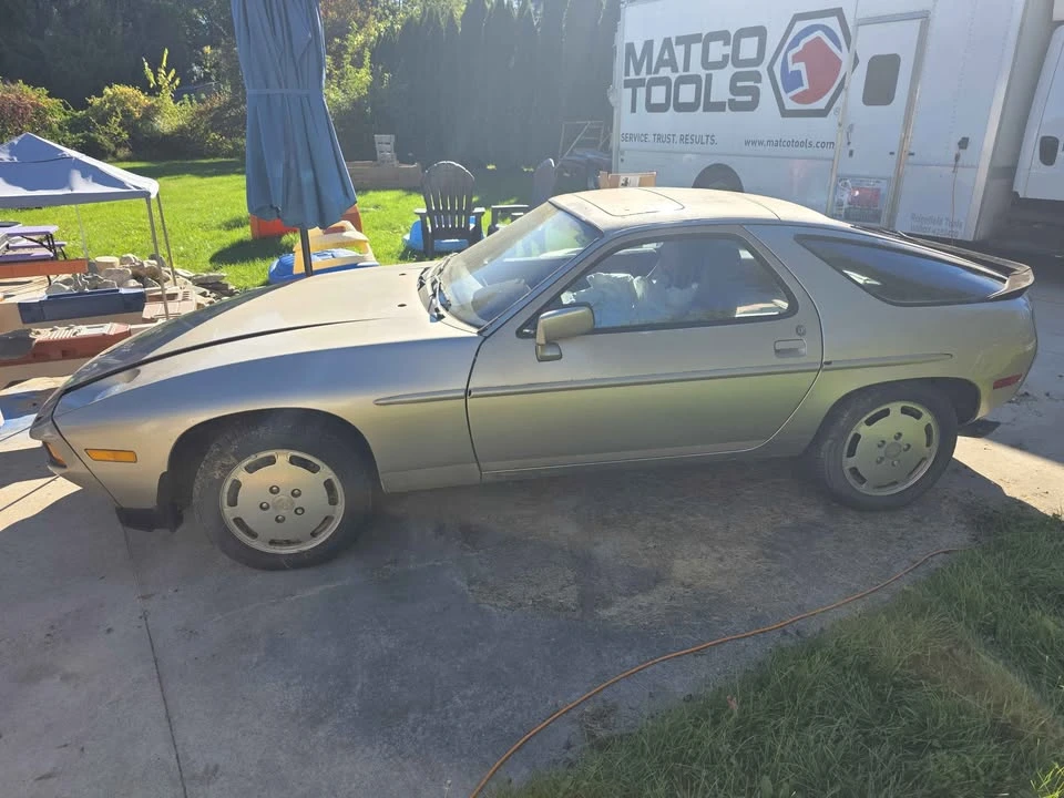 1985 Porsche 928 S - Image 2 of 10