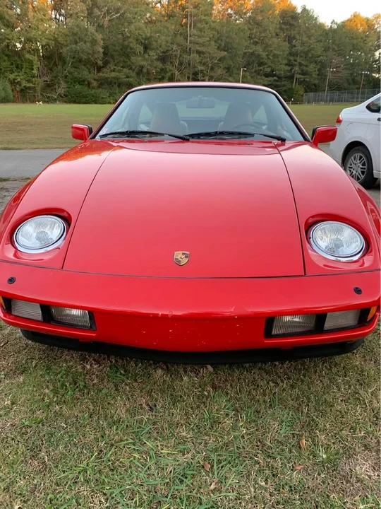 1985 Porsche 928 - Image 4 of 10