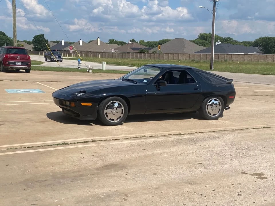 1985 Porsche 928 - Image 3 of 7