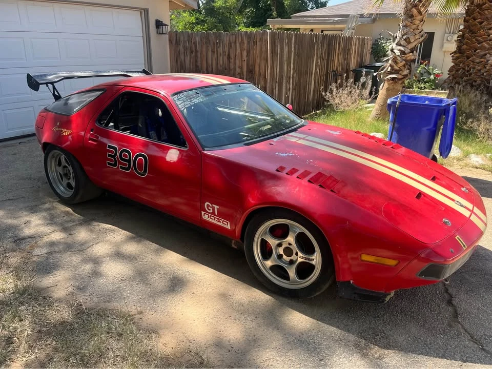 1985 Porsche 928 - Image 4 of 20
