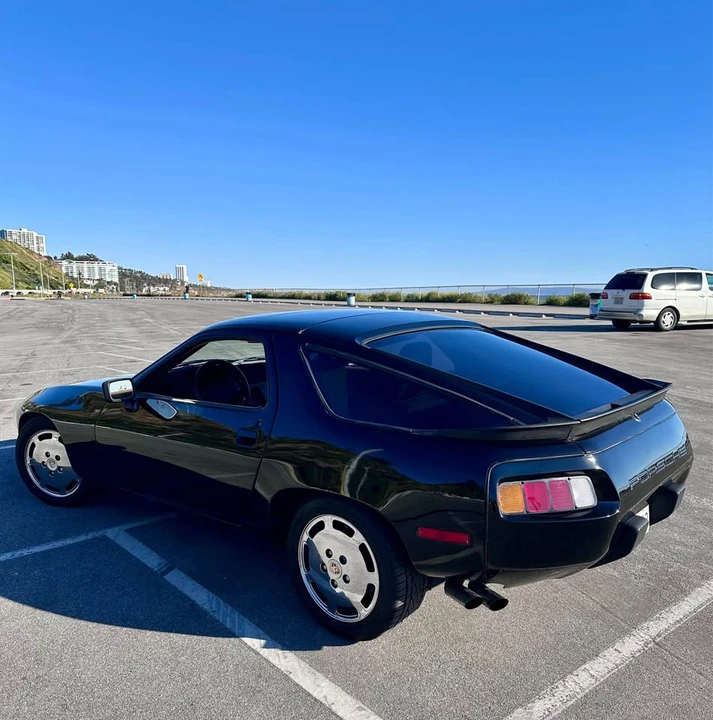 1985 Porsche 928 S - Image 16 of 20