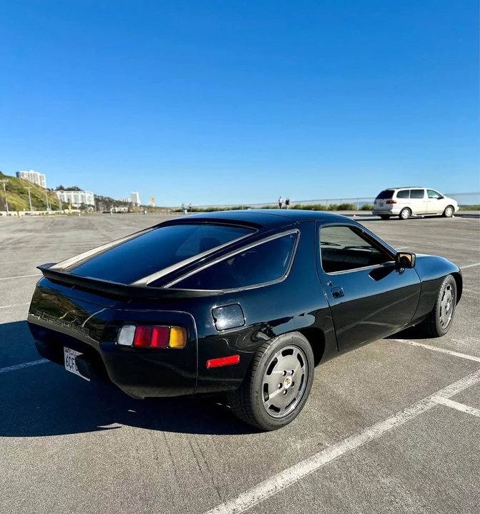 1985 Porsche 928 S - Image 14 of 20