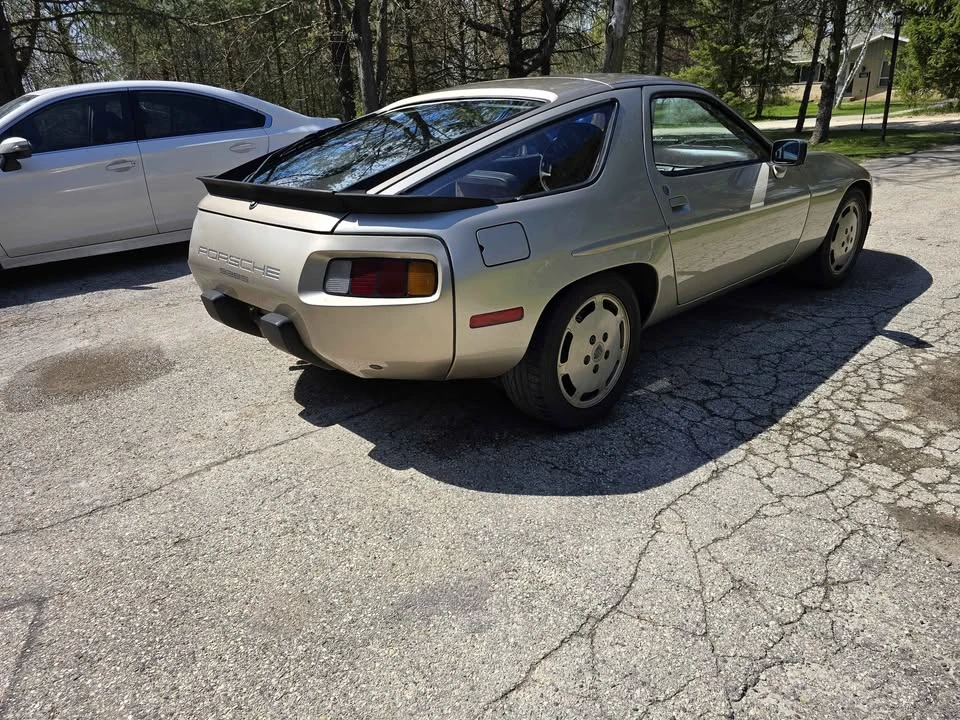 1985 Porsche 928 S - Image 3 of 20