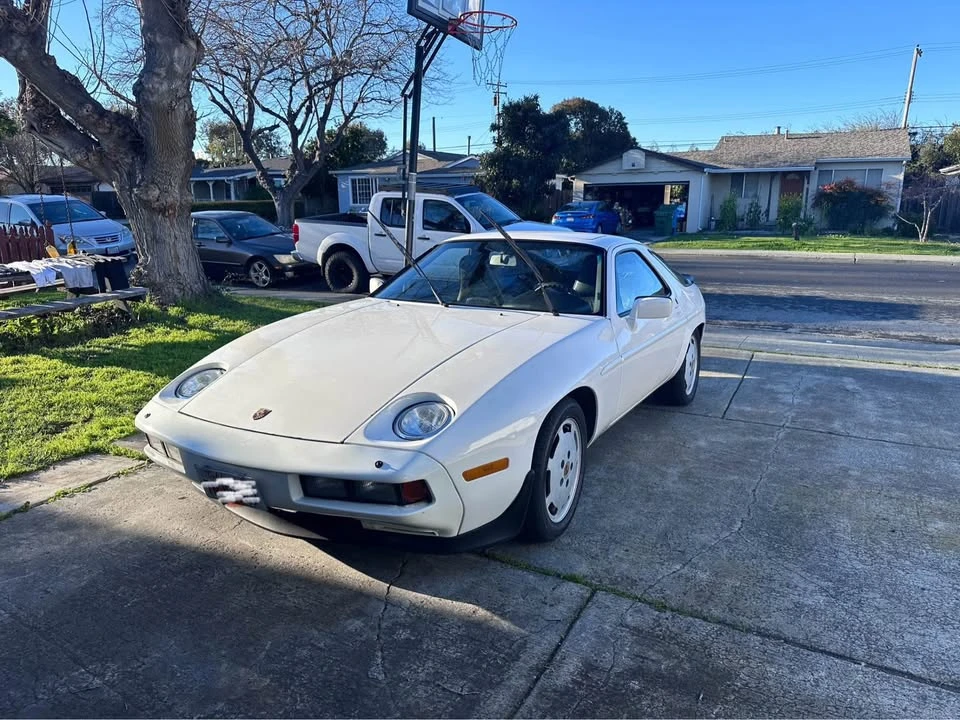 1985 Porsche 928 S - Image 3 of 10