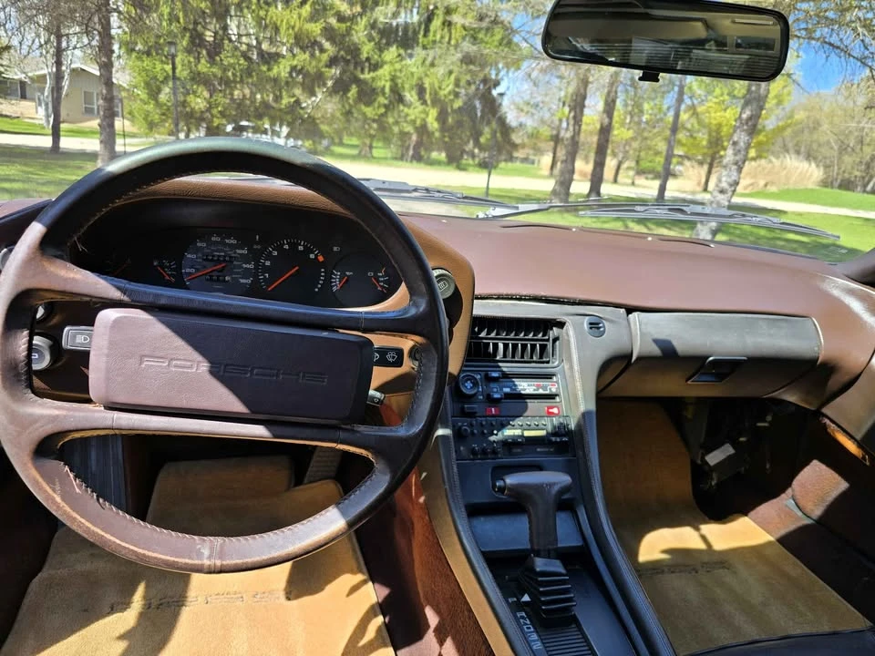 1985 Porsche 928 S - Image 15 of 20