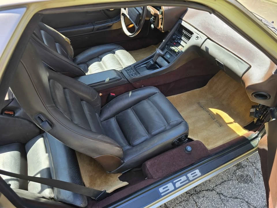 1985 Porsche 928 S - Image 9 of 20
