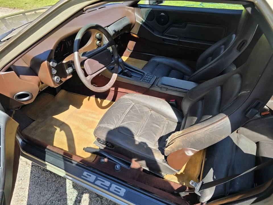 1985 Porsche 928 S - Image 13 of 20