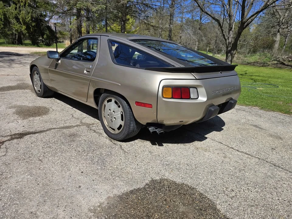 1985 Porsche 928 S - Image 2 of 20