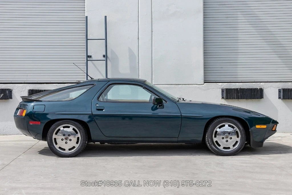 1985 Porsche 928 S - Image 4 of 12