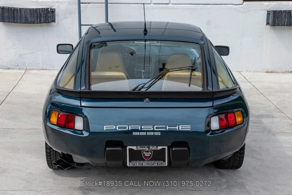 1985 Porsche 928 S - Image 6 of 12
