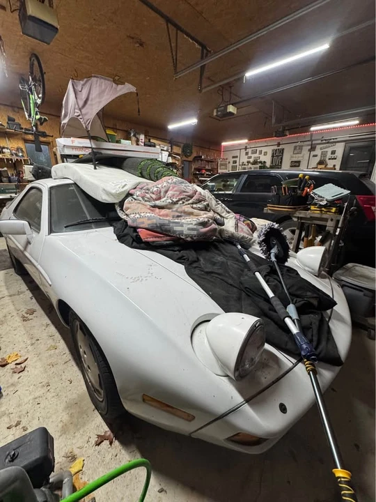 1985 Porsche 928 S - Image 6 of 10