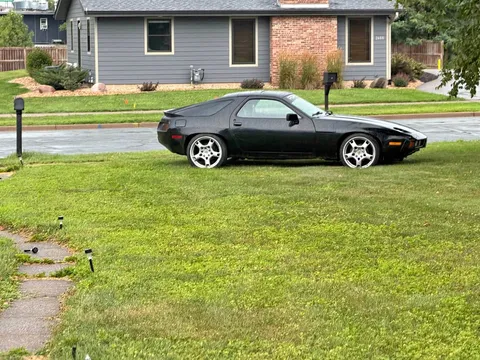 1985 Porsche 928 GTS Coupe 2D