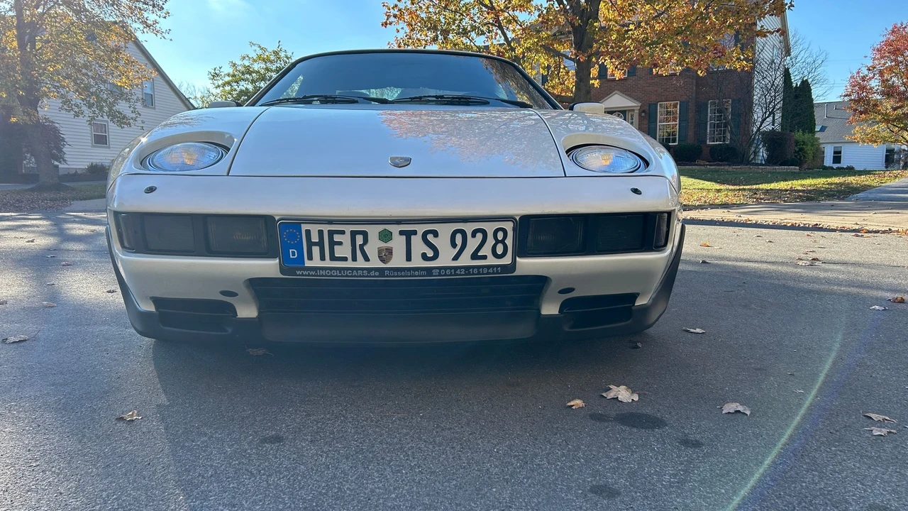 1985 Porsche 928 S - Image 29 of 30