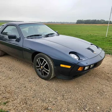 1985 Porsche 928