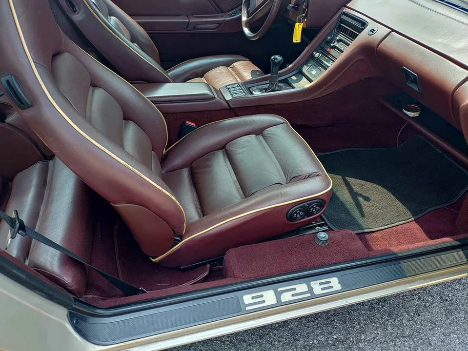1985 Porsche 928 S - Image 8 of 15