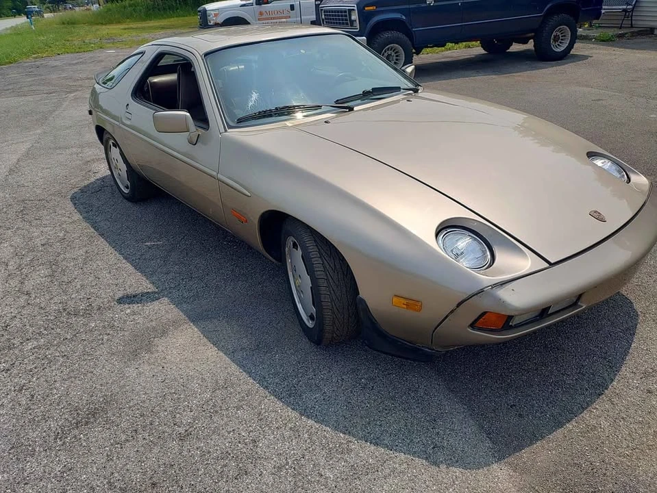 1985 Porsche 928 S - Image 4 of 15