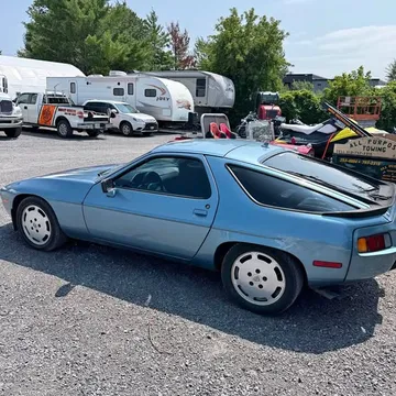 1985 Porsche 928