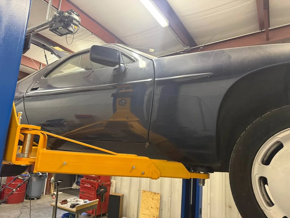 1985 Porsche 928 S - Image 6 of 14