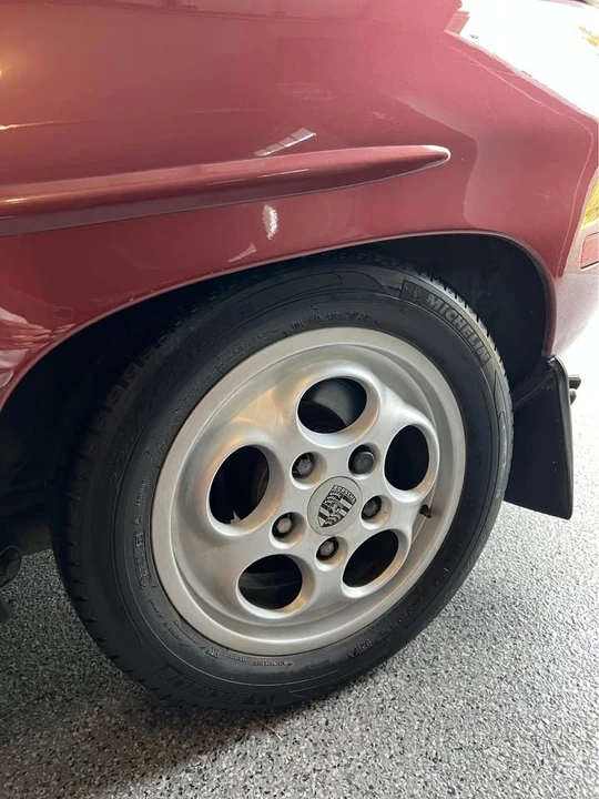 1985 Porsche 928 S - Image 12 of 16