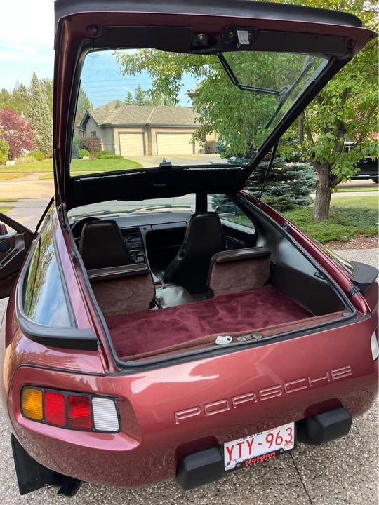 1985 Porsche 928 S - Image 16 of 16