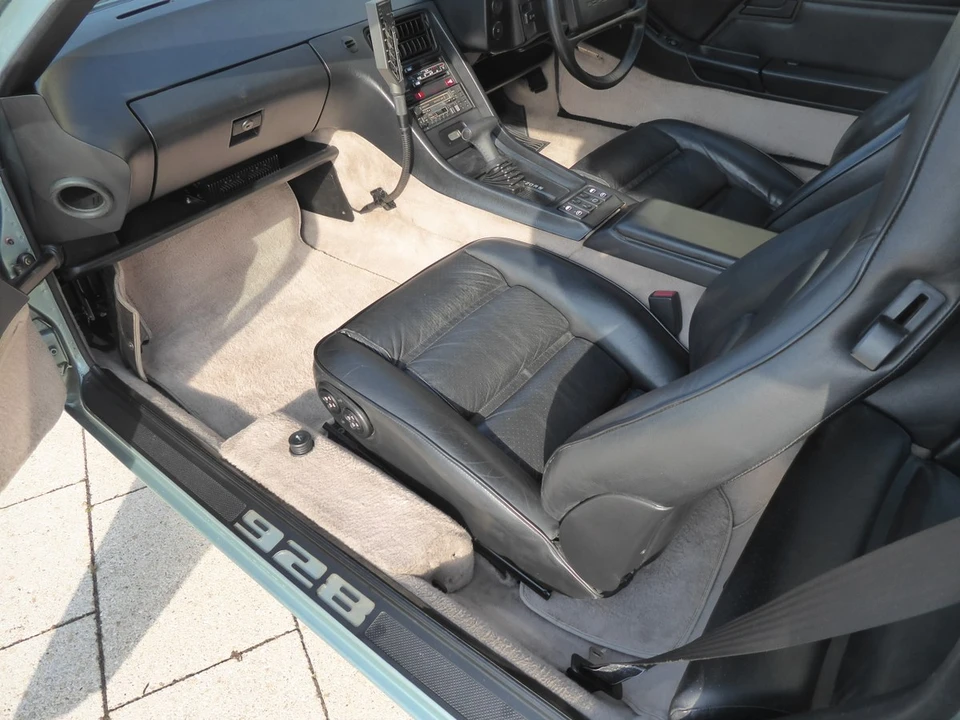 1985 Porsche 928 S - Image 23 of 30