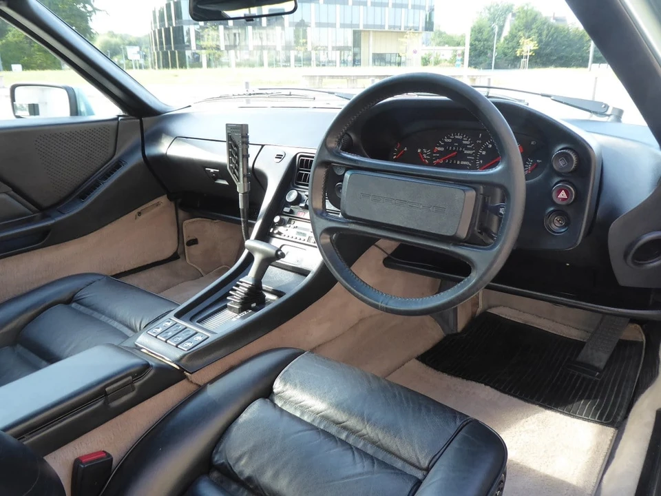 1985 Porsche 928 S - Image 14 of 30