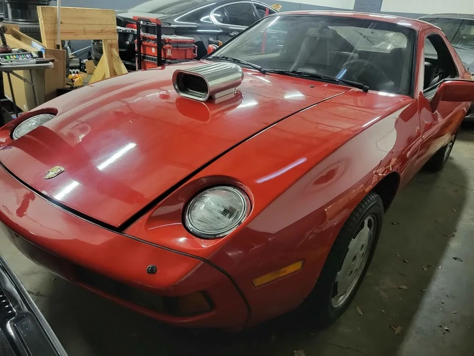1985 Porsche 928 S - Image 2 of 11