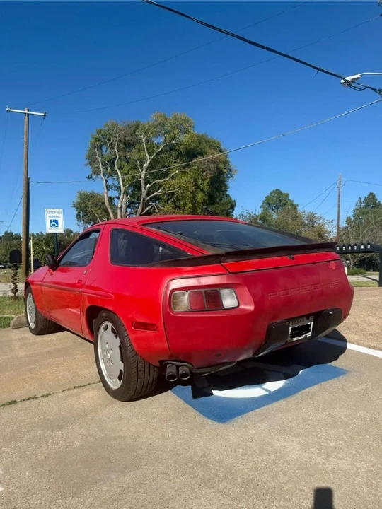 1985 Porsche 928 S - Image 3 of 14