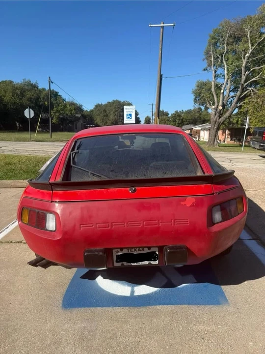 1985 Porsche 928 S - Image 4 of 14