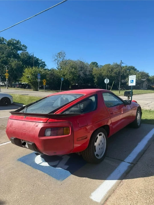 1985 Porsche 928 S - Image 5 of 14