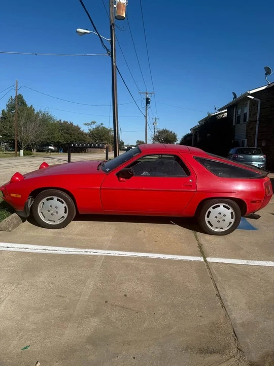 1985 Porsche 928 S - Image 2 of 14