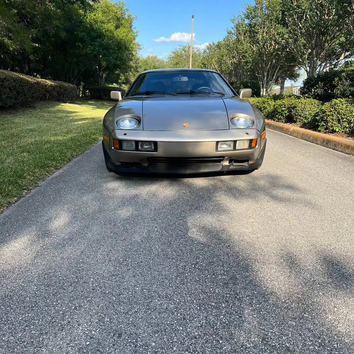 1985 Porsche 928 S - Image 7 of 18