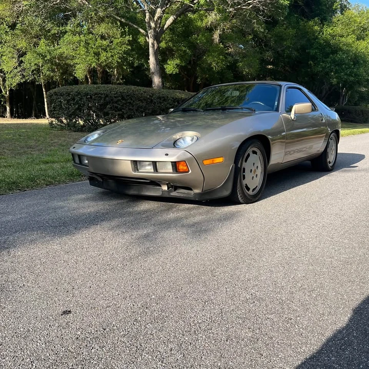 1985 Porsche 928 S - Image 6 of 18