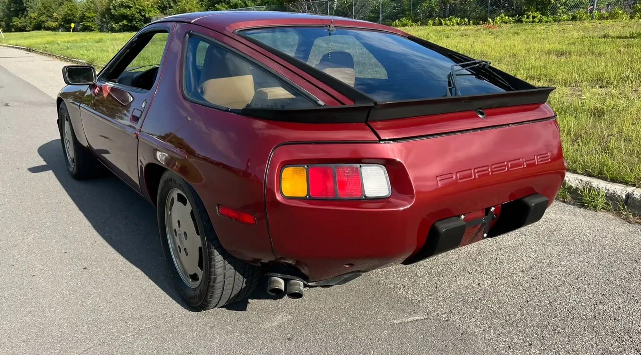 1985 Porsche 928 S - Image 6 of 6