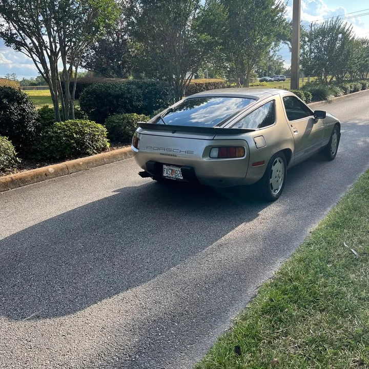 1985 Porsche 928 S - Image 4 of 19