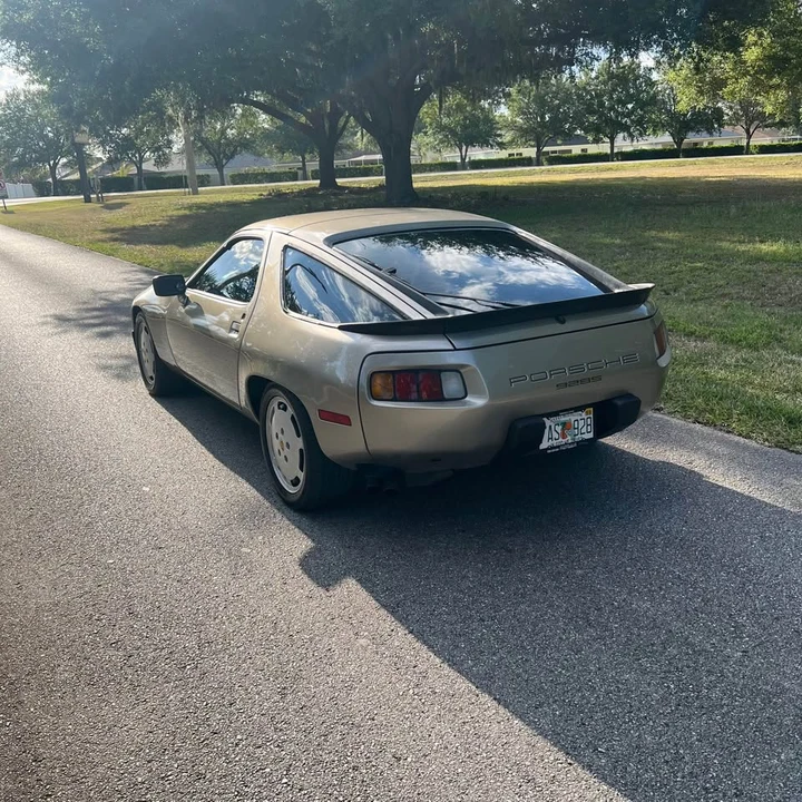 1985 Porsche 928 S - Image 3 of 19