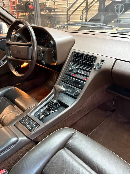 1985 Porsche 928 S - Image 10 of 13