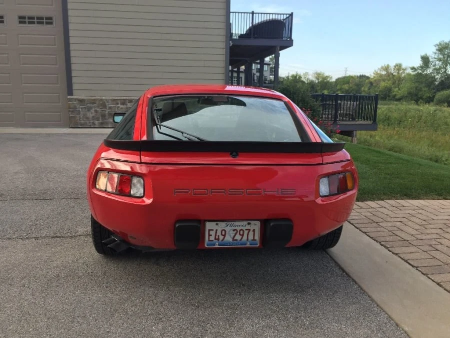 1985 Porsche 928 S - Image 9 of 11