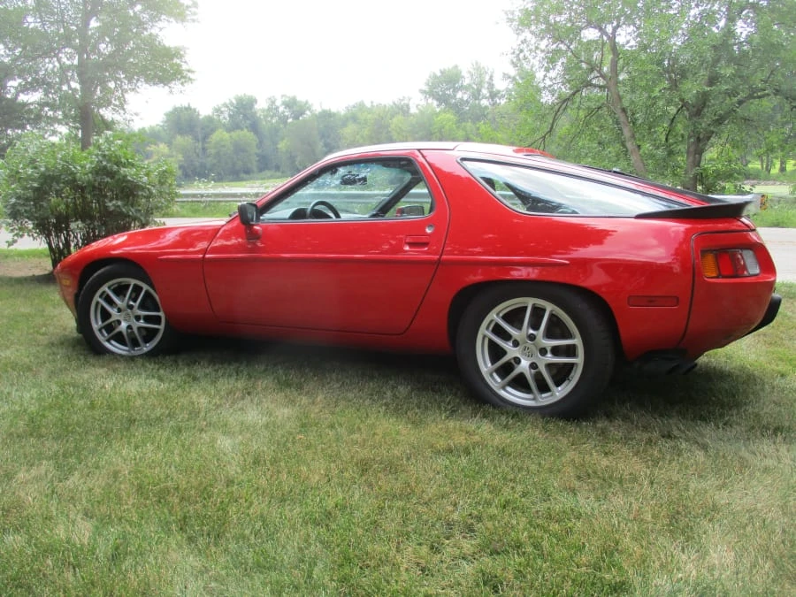 1985 Porsche 928 S - Image 2 of 10