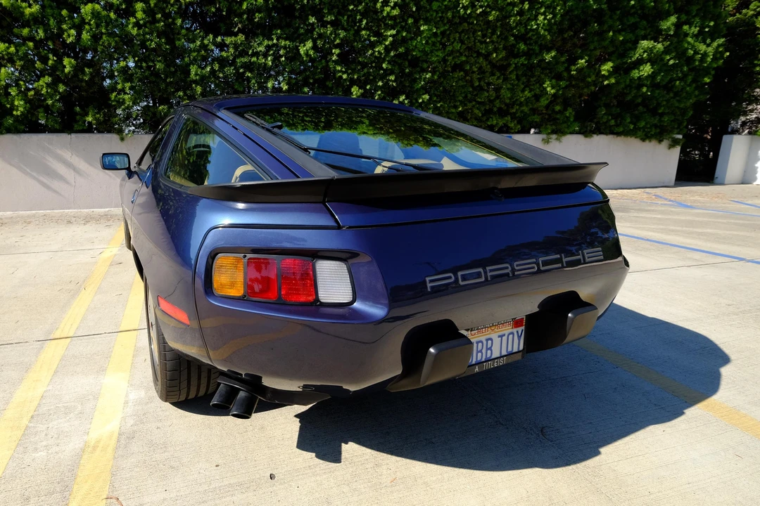 1985 Porsche 928 S - Image 29 of 31