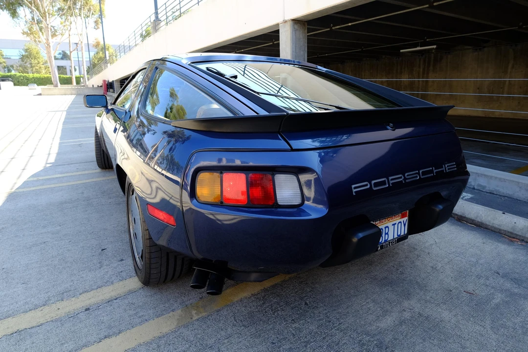 1985 Porsche 928 S - Image 28 of 31