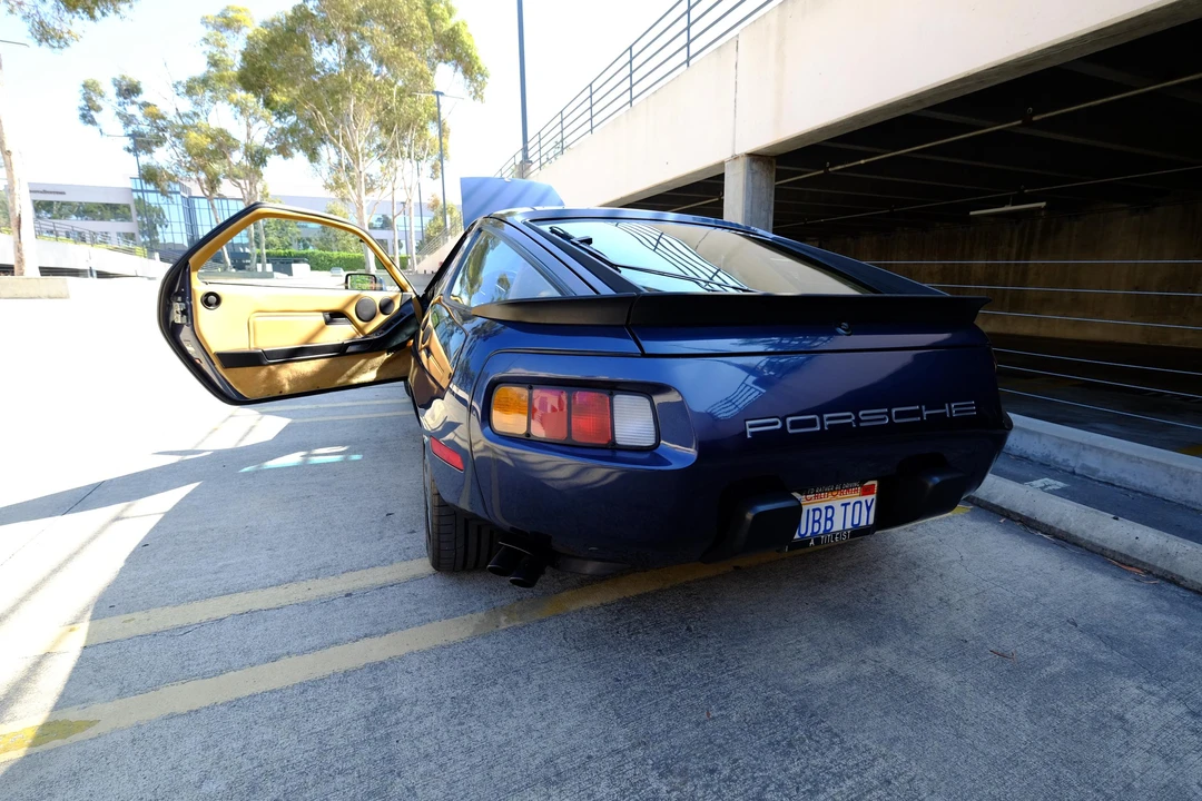 1985 Porsche 928 S - Image 30 of 31